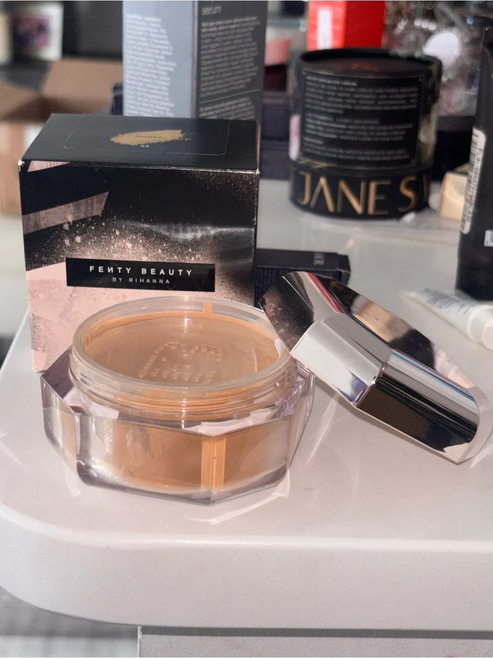 Fenty Beauty Pro Filt'r Setting Powder - Rose Gold Compact